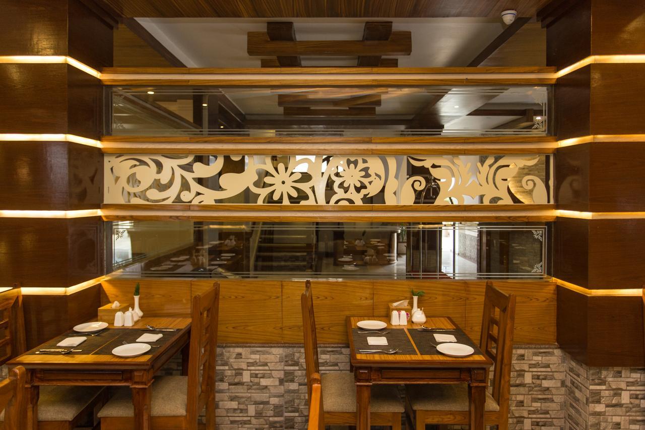 Hotel White Pearl Ποκάρα Εξωτερικό φωτογραφία