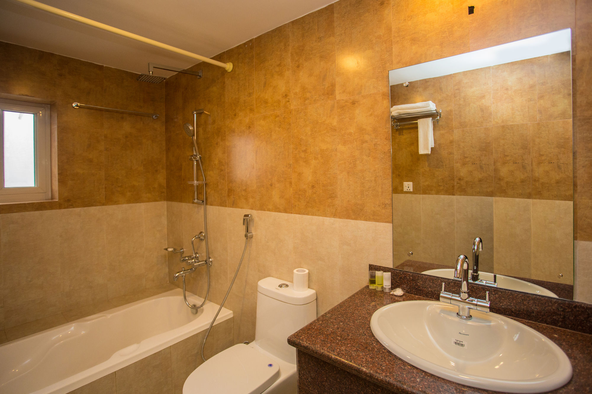 Hotel White Pearl Ποκάρα Εξωτερικό φωτογραφία